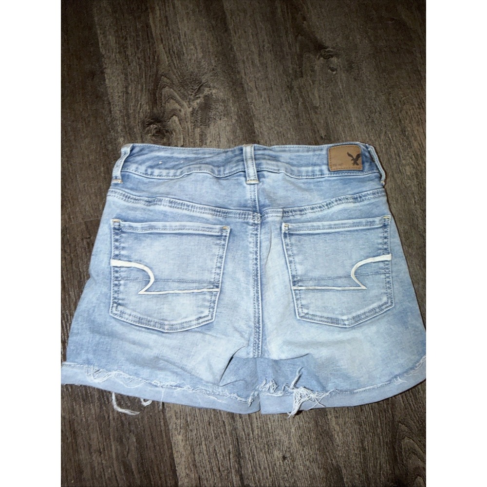 American Eagle Midi Denim Shorts Womens Size 2 Light Blue Super Stretch Cuffed